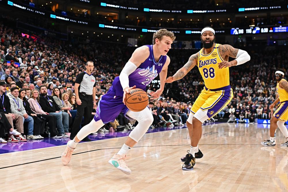 在与国际顶 在与国际顶