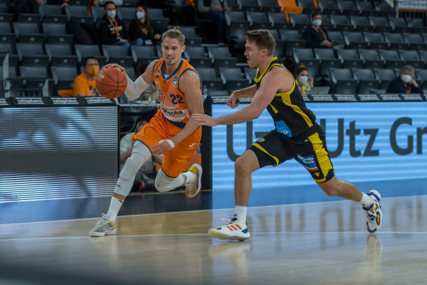 队的双重价 队的双重价